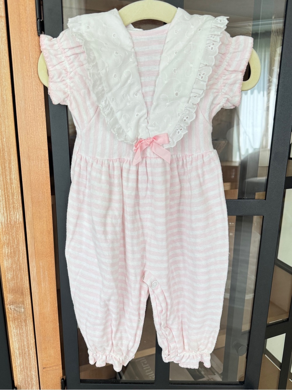 Vintage 80s Carter’s romper coverall short sleeve ruffle collar eyelet baby girl